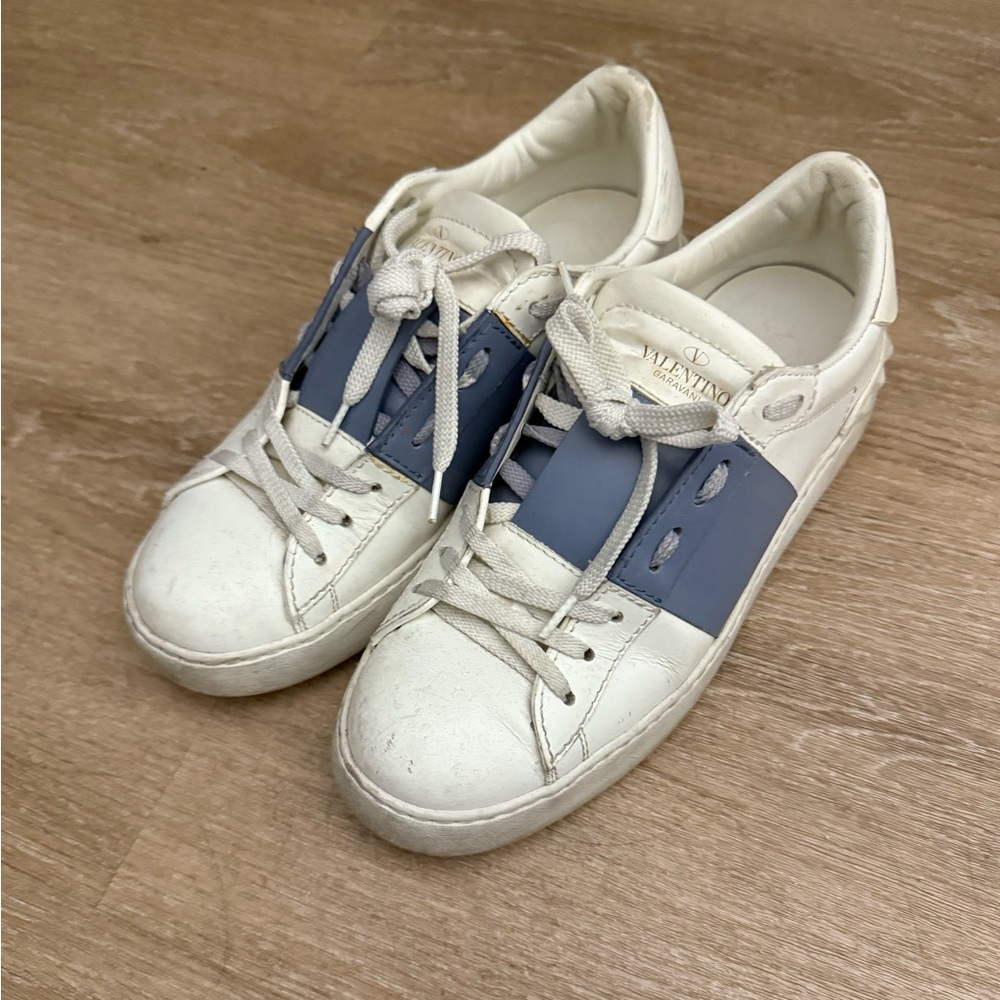 Valentino White Rockstud Sneakers
